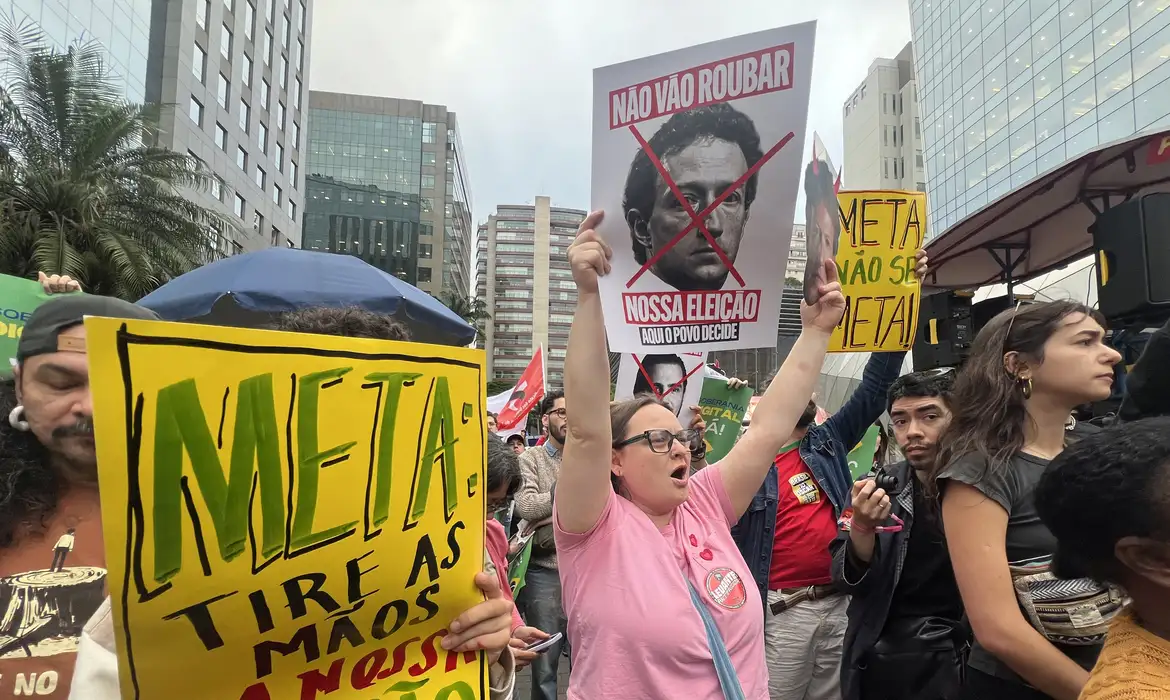 Meta se recusa a criar canal de proteção para jornalistas, segundo Observatório