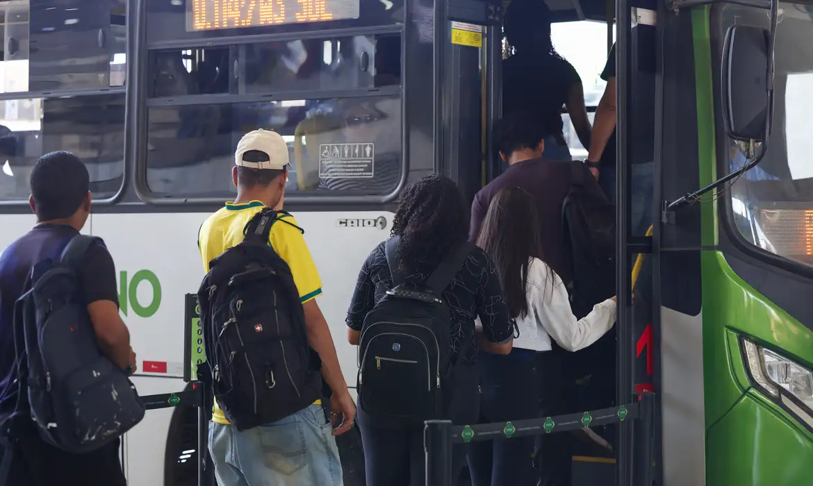 Garantia de transporte gratuito no segundo turno eleitoral é reforçada por órgão federal
