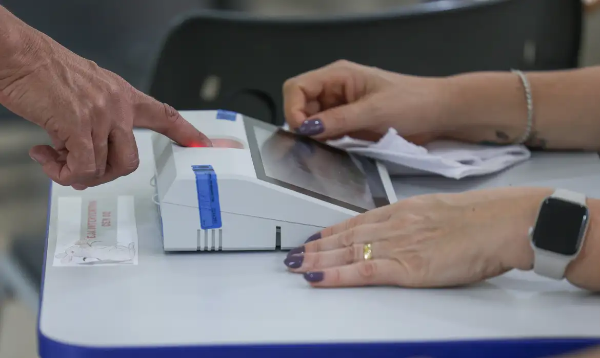 Votação define reorganização territorial em seis municípios