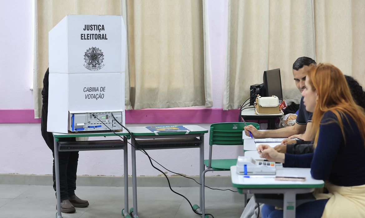 Distribuição partidária: oito legendas dominam governos estaduais após eleições de 2026